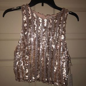 NWT FOREVER 21 BLUSH PINK CROP TOP